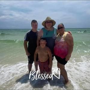 Meet your Posher, Cecilia